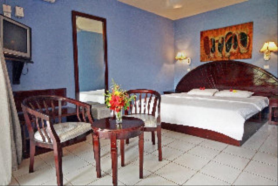Senegambia Beach Hotel Kololi Exterior photo