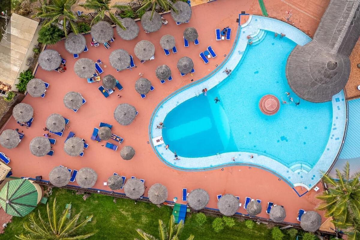 Senegambia Beach Hotel Kololi Exterior photo